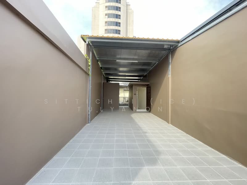 Home Office for Rent in Sukhumvit, Bangkok, Khlong Toei, Khlong Toei, Bangkok, 3 Bedrooms, 220 sqm, Townhouse For Rent, by Sittichai (Ice) Tulyanon, 60249178 - DDproperty.com