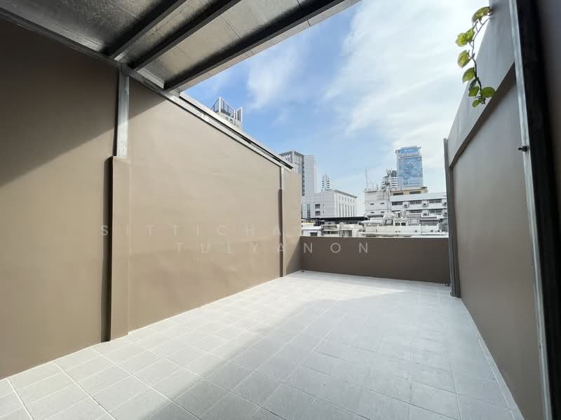 Home Office for Rent in Sukhumvit, Bangkok, Khlong Toei, Khlong Toei, Bangkok, 3 Bedrooms, 220 sqm, Townhouse For Rent, by Sittichai (Ice) Tulyanon, 60249178 - DDproperty.com