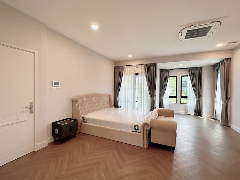 VIVE New Krungthepkreetha, Bangkok, Krungthep Kreetha Road, Saphan Sung, Saphan Sung, Bangkok, 5 Bedrooms, 449 sqm, Single Detached House For Sale, by Sittichai (Ice) Tulyanon, 60249207 - DDproperty.com