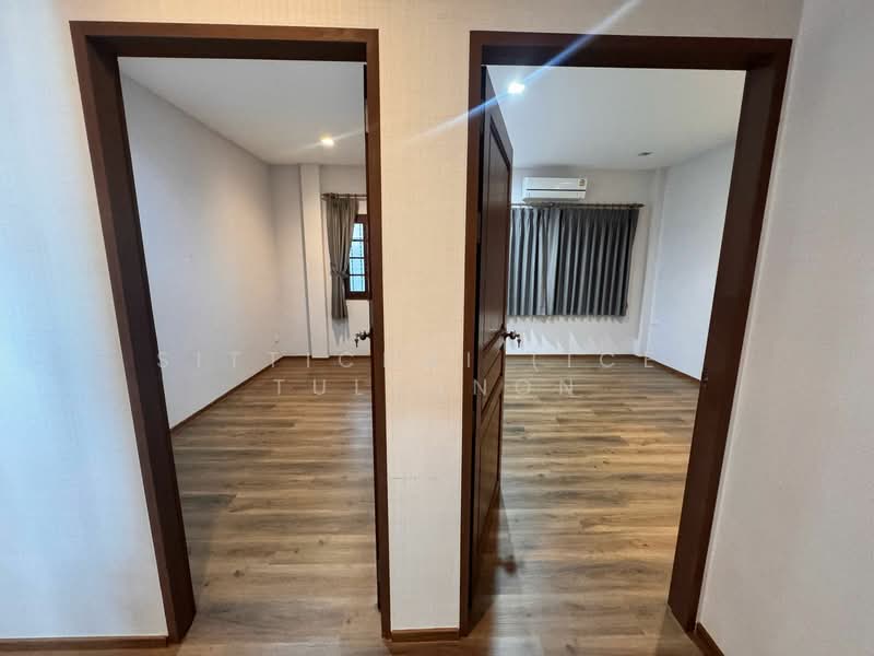 Naphalai Village : หมู่บ้านนภาลัย, กรุงเทพ, ซอย นภาลัย 1, บางนา, บางนา, กรุงเทพ, 700 ตร.ม., บ้านเดี่ยว ขาย, โดย Sittichai (Ice) Tulyanon, 60249209 - DDproperty.com