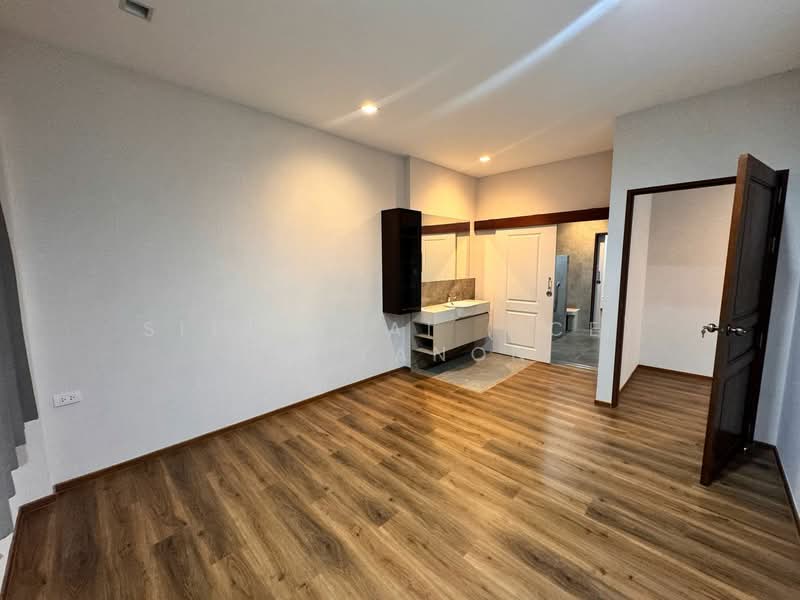 Naphalai Village : หมู่บ้านนภาลัย, กรุงเทพ, ซอย นภาลัย 1, บางนา, บางนา, กรุงเทพ, 700 ตร.ม., บ้านเดี่ยว ขาย, โดย Sittichai (Ice) Tulyanon, 60249209 - DDproperty.com