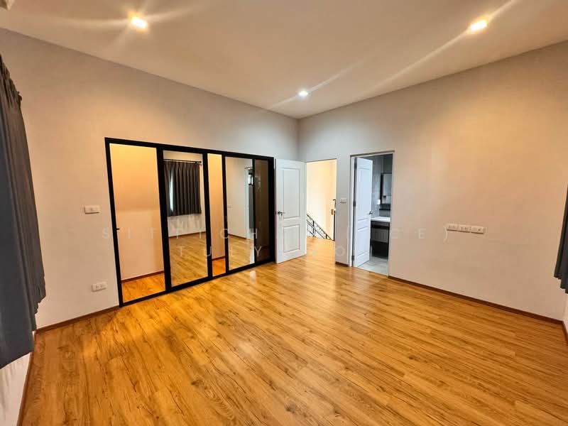 Naphalai Village : หมู่บ้านนภาลัย, กรุงเทพ, ซอย นภาลัย 1, บางนา, บางนา, กรุงเทพ, 700 ตร.ม., บ้านเดี่ยว ขาย, โดย Sittichai (Ice) Tulyanon, 60249209 - DDproperty.com