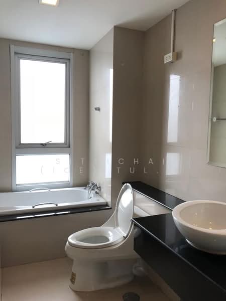 Nusasiri Grand, Bangkok, Soi Sukhumvit 42, Phra Kanong, Khlong Toei, Bangkok, 2 Bedrooms, 167 sqm, Condo For Sale, by Sittichai (Ice) Tulyanon, 60249256 - DDproperty.com