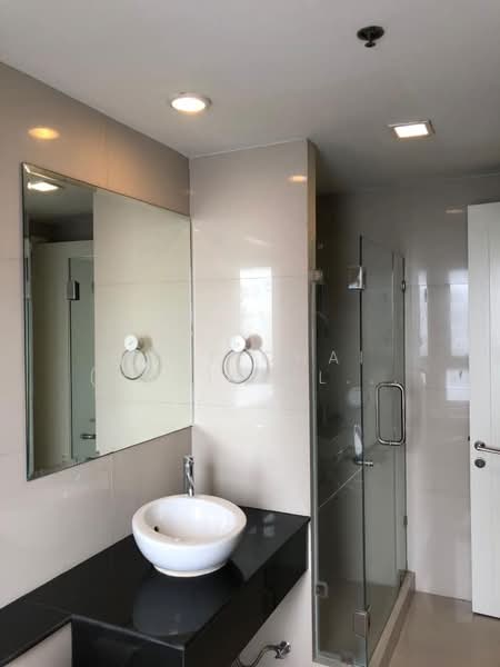 Nusasiri Grand, Bangkok, Soi Sukhumvit 42, Phra Kanong, Khlong Toei, Bangkok, 2 Bedrooms, 167 sqm, Condo For Sale, by Sittichai (Ice) Tulyanon, 60249256 - DDproperty.com