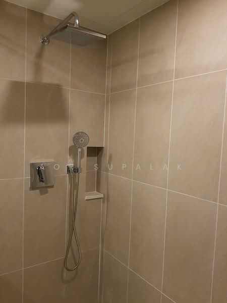 Na Vara Residence : ณ วรา เรสซิเดนส์, กรุงเทพ, 33/6 ซอย หลังสวน, ลุมพินี, ปทุมวัน, กรุงเทพ, 49 ตร.ม., คอนโด ขาย, โดย Sittichai (Ice) Tulyanon, 60249333 - DDproperty.com