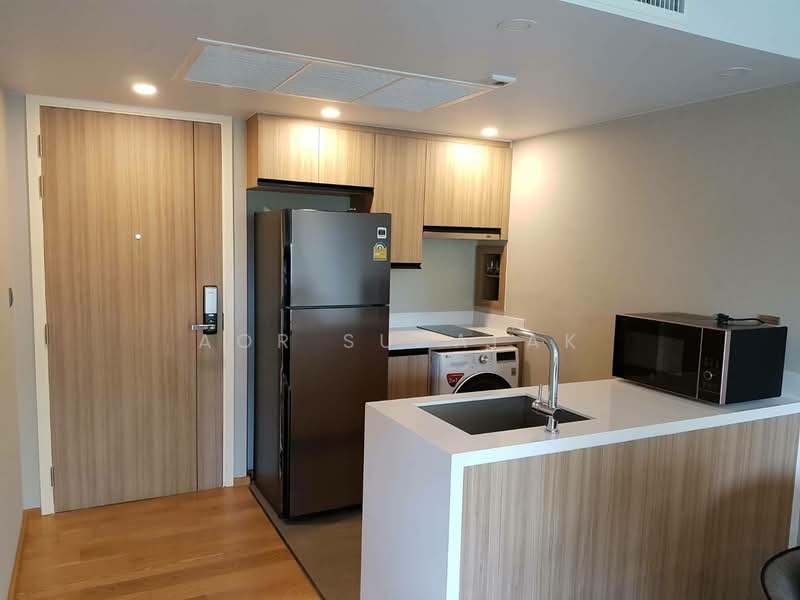 Na Vara Residence, Bangkok, 33/6 Soi Langsuan, Lumphini, Pathum Wan, Bangkok, 1 Bedroom, 49 sqm, Condo For Sale, by Sittichai (Ice) Tulyanon, 60249333 - DDproperty.com