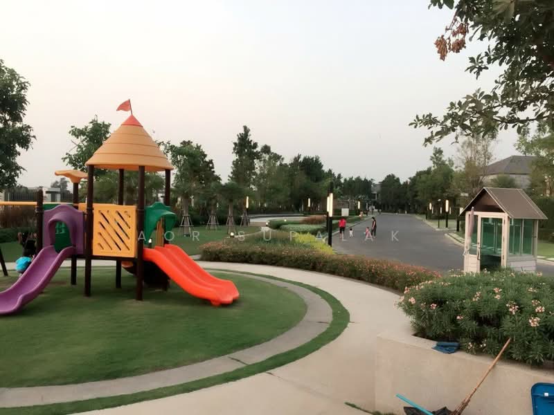 Bangkok Boulevard Rama 9-Srinakarin, Bangkok, Krungthep Kreetha Road, Saphan Sung, Saphan Sung, Bangkok, 4 Bedrooms, 335 sqm, Single Detached House For Sale, by Sittichai (Ice) Tulyanon, 60249364 - DDproperty.com