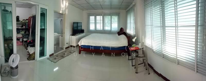 Nawarat Village, Chiang Mai, Chiang Mai-Hang Dong Road, Nong Kaeo, Hang Dong, Chiang Mai, 5 Bedrooms, 270 sqm, Single Detached House For Sale, by Sittichai (Ice) Tulyanon, 60249367 - DDproperty.com