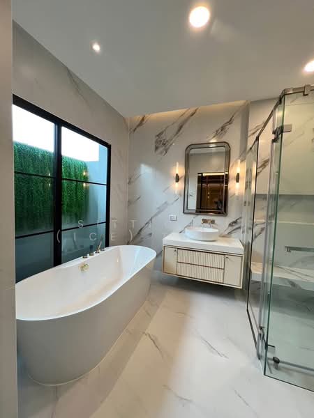 VIVE New Krungthepkreetha, Bangkok, Krungthep Kreetha Road, Saphan Sung, Saphan Sung, Bangkok, 4 Bedrooms, 302 sqm, Single Detached House For Sale, by Sittichai (Ice) Tulyanon, 60249371 - DDproperty.com