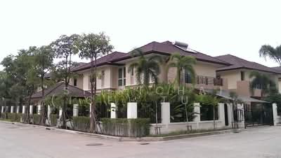 ขาย - Villa Nakarin Onnut-Wongwaen : วิลล่า นครินทร์ อ่อนนุช-วงแหวน, กรุงเทพ