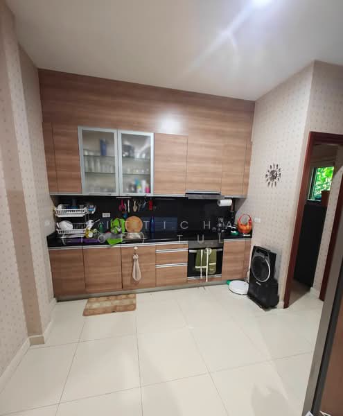 Villa Nakarin Onnut-Wongwaen, Bangkok, Sukhapiban 2 Road, Prawet, Prawet, Bangkok, 6 Bedrooms, 600 sqm, Single Detached House For Sale, by Sittichai (Ice) Tulyanon, 60249376 - DDproperty.com