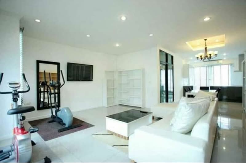 Baan Klang Muang Rama 9 - Ladprao : บ้านกลางเมือง พระรามเก้า - ลาดพร้าว, กรุงเทพ, ซอย ลาดพร้าว 88, วังทองหลาง, วังทองหลาง, กรุงเทพ, 234 ตร.ม., ทาวน์เฮ้าส์ ขาย, โดย Sittichai (Ice) Tulyanon, 60249377 - DDproperty.com