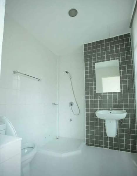 Baan Klang Muang Rama 9 - Ladprao, Bangkok, Soi Ladprao 88, Wang Thonglang, Wang Thonglang, Bangkok, 4 Bedrooms, 234 sqm, Townhouse For Sale, by Sittichai (Ice) Tulyanon, 60249377 - DDproperty.com