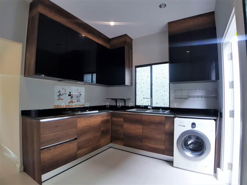 The Plant Exclusique Phatthanakan, Bangkok, Soi Phatthanakan 44, Suan Luang, Suan Luang, Bangkok, 3 Bedrooms, 216 sqm, Single Detached House For Sale, by Sittichai (Ice) Tulyanon, 60249380 - DDproperty.com