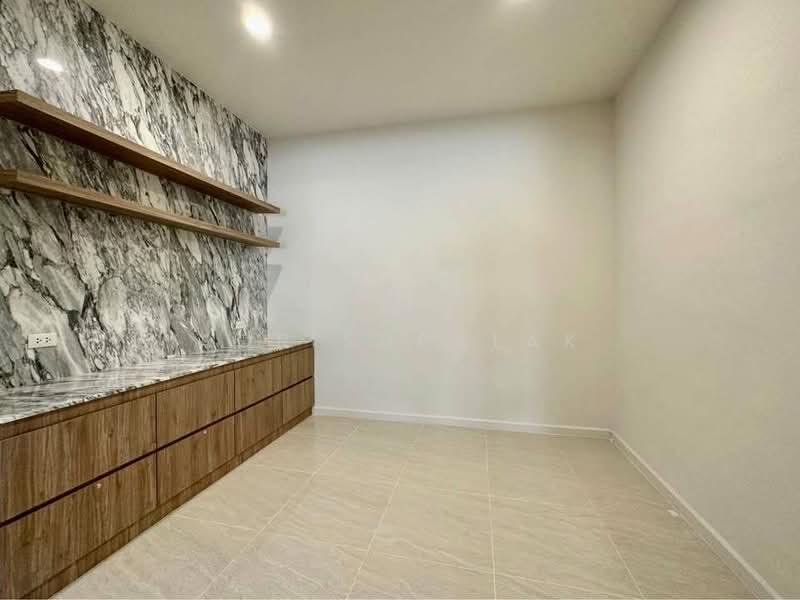 Demi Sathu 49, Bangkok, Sathupradit 49 Bang Pong pang, Bang Pong Pang, Yan Nawa, Bangkok, 3 Bedrooms, 240 sqm, Townhouse For Sale, by Sittichai (Ice) Tulyanon, 60249383 - DDproperty.com