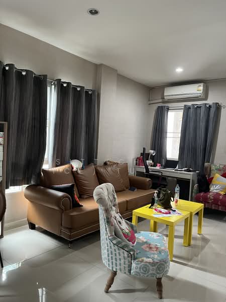 Leon Sukhumvit 62, Bangkok, Soi Sampopnaruemit, Bang Chak, Phra Khanong, Bangkok, 4 Bedrooms, 228 sqm, Townhouse For Sale, by Sittichai (Ice) Tulyanon, 60249387 - DDproperty.com