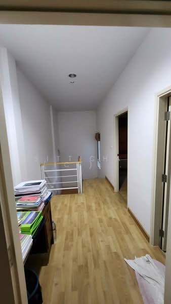 Baan Klang Muang Ladprao 71 Project 2, Bangkok, Soi Ladprao 71 ( Soi Nak Niwat 11), Lat Phrao, Lat Phrao, Bangkok, 3 Bedrooms, 164 sqm, Townhouse For Sale, by Sittichai (Ice) Tulyanon, 60249390 - DDproperty.com