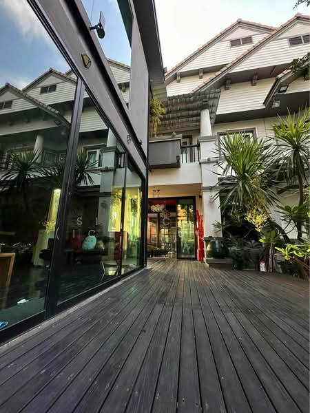 Panya Pattanakarn Village, Bangkok, Soi Phatthanakarn 30, Suan Luang, Suan Luang, Bangkok, 5 Bedrooms, 500 sqm, Single Detached House For Sale, by Sittichai (Ice) Tulyanon, 60249396 - DDproperty.com