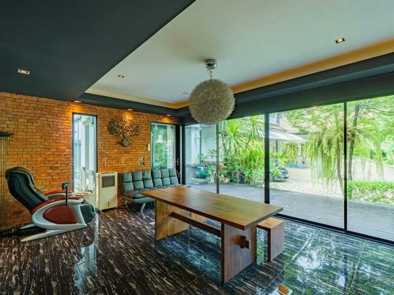 Panya Pattanakarn Village, Bangkok, Soi Phatthanakarn 30, Suan Luang, Suan Luang, Bangkok, 5 Bedrooms, 500 sqm, Single Detached House For Sale, by Sittichai (Ice) Tulyanon, 60249396 - DDproperty.com