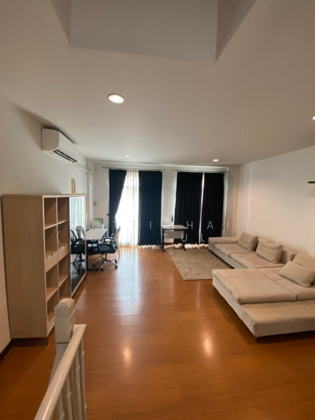Baan Klang Muang Swiss Town Kaset-Nawamin, Bangkok, Soi Moobaan Klang Mueng, Chorake Bua, Lat Phrao, Bangkok, 3 Bedrooms, 240 sqm, Townhouse For Sale, by Sittichai (Ice) Tulyanon, 60249397 - DDproperty.com