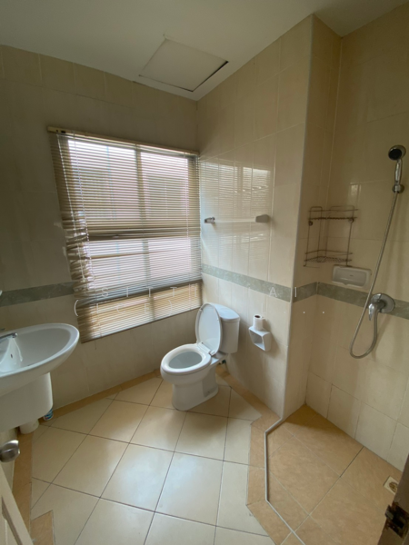 Baan Klang Muang Swiss Town Kaset-Nawamin, Bangkok, Soi Moobaan Klang Mueng, Chorake Bua, Lat Phrao, Bangkok, 3 Bedrooms, 240 sqm, Townhouse For Sale, by Sittichai (Ice) Tulyanon, 60249397 - DDproperty.com