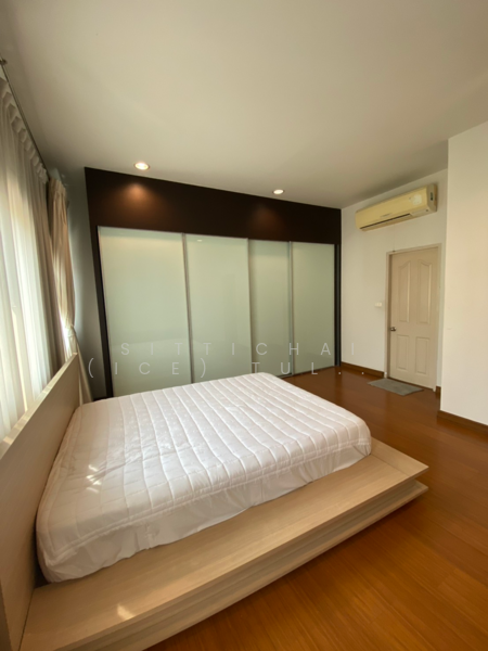 Baan Klang Muang Swiss Town Kaset-Nawamin, Bangkok, Soi Moobaan Klang Mueng, Chorake Bua, Lat Phrao, Bangkok, 3 Bedrooms, 240 sqm, Townhouse For Sale, by Sittichai (Ice) Tulyanon, 60249397 - DDproperty.com