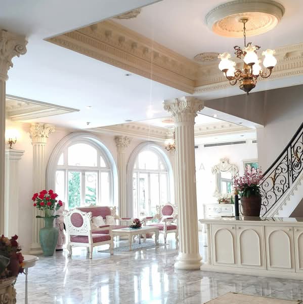 Muang Thong Thani Project 4, Nonthaburi, Khlong Klue, Pak Kret, Nonthaburi, 4 Bedrooms, 900 sqm, Townhouse For Sale, by Sittichai (Ice) Tulyanon, 60249401 - DDproperty.com