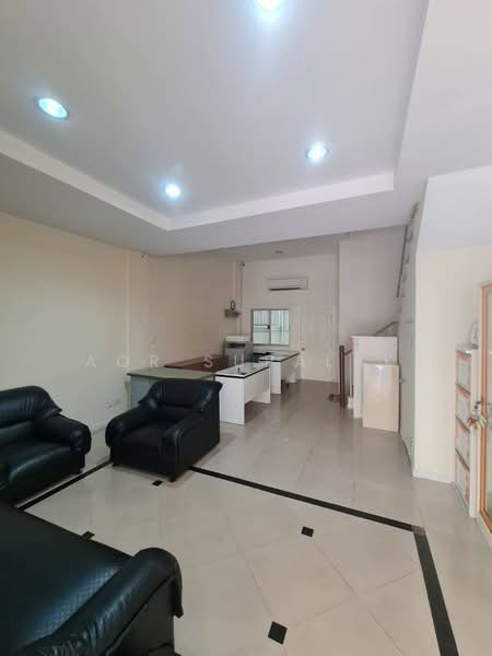 Baan Klang Muang The Royal Monaco Srinakarin-Pattanakarn : บ้านกลางเมือง เดอะรอยัล โมนาโค ศรีนครินทร์-พัฒนาการ, กรุงเทพ, ถนนพระราม 9 ซอย 43, สวนหลวง, สวนหลวง, กรุงเทพ, 104 ตร.ม., ทาวน์เฮ้าส์ ขาย, โดย Sittichai (Ice) Tulyanon, 60249407 - DDproperty.com