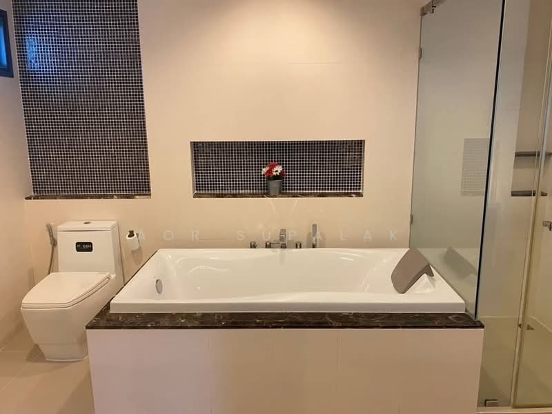 Setthasiri Onnut-Srinakarin, Bangkok, Chaloem Phrakiat Ratchakan Thi 9 Road, Prawet, Prawet, Bangkok, 4 Bedrooms, 244 sqm, Single Detached House For Sale, by Sittichai (Ice) Tulyanon, 60249410 - DDproperty.com