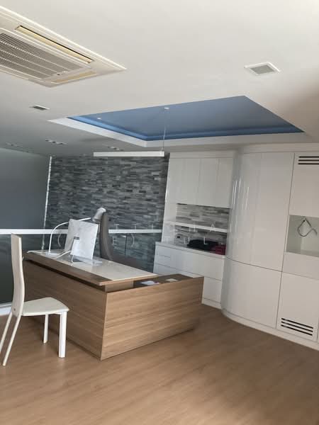 349 Residence : 349 เรสซิเดนซ์, กรุงเทพ, ซอย พร้อมพรรค, คลองตันเหนือ, วัฒนา, กรุงเทพ, 400 ตร.ม., ทาวน์เฮ้าส์ ขาย, โดย Sittichai (Ice) Tulyanon, 60249411 - DDproperty.com