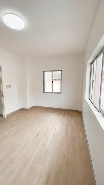 Prachasuk lake & Mall, Bangkok, Rama 2 Road, Samae Dam, Bang Khun Thian, Bangkok, 3 Bedrooms, 240 sqm, Townhouse For Sale, by Sittichai (Ice) Tulyanon, 60249418 - DDproperty.com