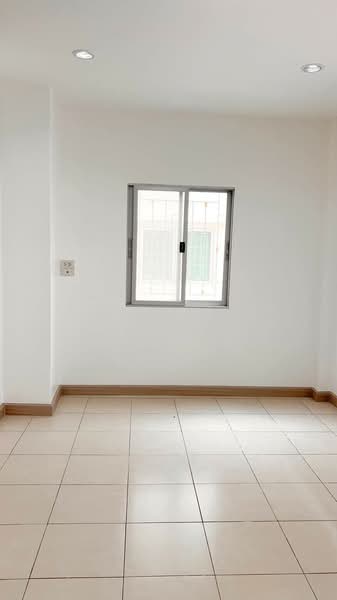 Prachasuk lake & Mall, Bangkok, Rama 2 Road, Samae Dam, Bang Khun Thian, Bangkok, 3 Bedrooms, 240 sqm, Townhouse For Sale, by Sittichai (Ice) Tulyanon, 60249418 - DDproperty.com