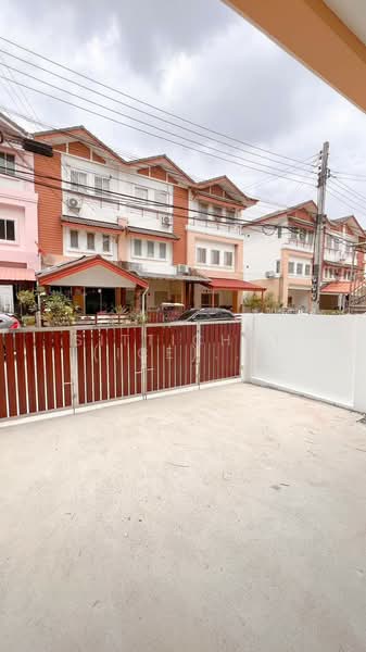 Prachasuk lake & Mall, Bangkok, Rama 2 Road, Samae Dam, Bang Khun Thian, Bangkok, 3 Bedrooms, 240 sqm, Townhouse For Sale, by Sittichai (Ice) Tulyanon, 60249418 - DDproperty.com