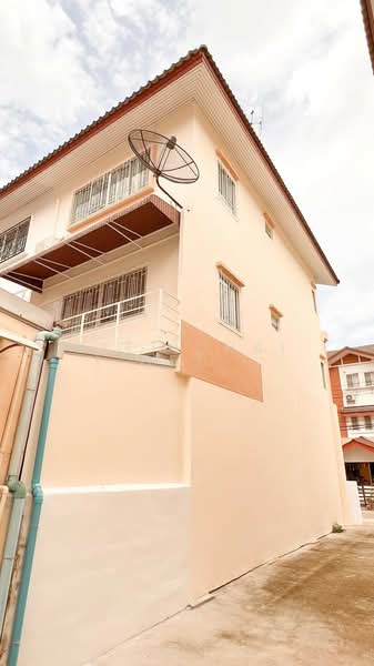 Prachasuk lake & Mall, Bangkok, Rama 2 Road, Samae Dam, Bang Khun Thian, Bangkok, 3 Bedrooms, 240 sqm, Townhouse For Sale, by Sittichai (Ice) Tulyanon, 60249418 - DDproperty.com