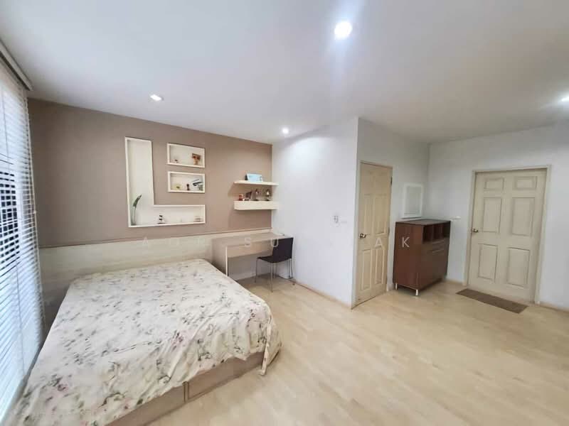 Areeya Mandarina Sukhumvit 77 : อารียา แมนดารีนา สุขุมวิท 77, กรุงเทพ, ถนนสุขุมวิท 77 (อ่อนนุช), สวนหลวง, สวนหลวง, กรุงเทพ, 180 ตร.ม., ทาวน์เฮ้าส์ ขาย, โดย Sittichai (Ice) Tulyanon, 60249422 - DDproperty.com