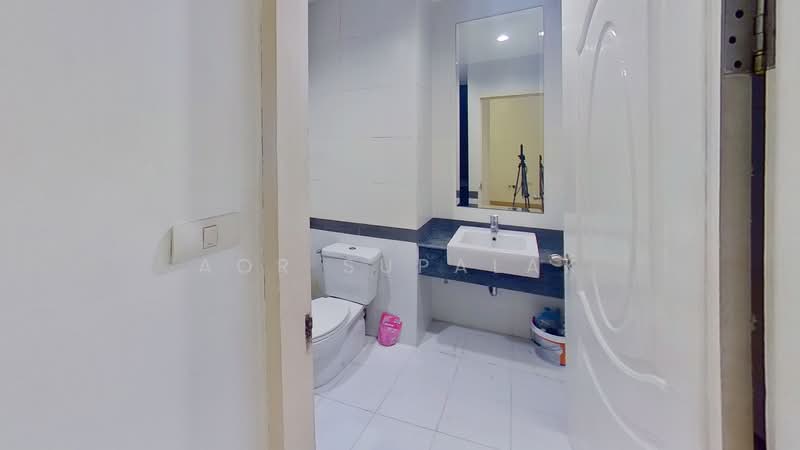 A Space Asoke-Ratchada : เอ สเปซ อโศก-รัชดา, กรุงเทพ, 624 ถนนอโศก - ดินแดง แขวงดินแดง เขตดินแดง กรุงเทพมหานคร, ดินแดง, ดินแดง, กรุงเทพ, 45 ตร.ม., คอนโด ขาย, โดย Sittichai (Ice) Tulyanon, 60249495 - DDproperty.com