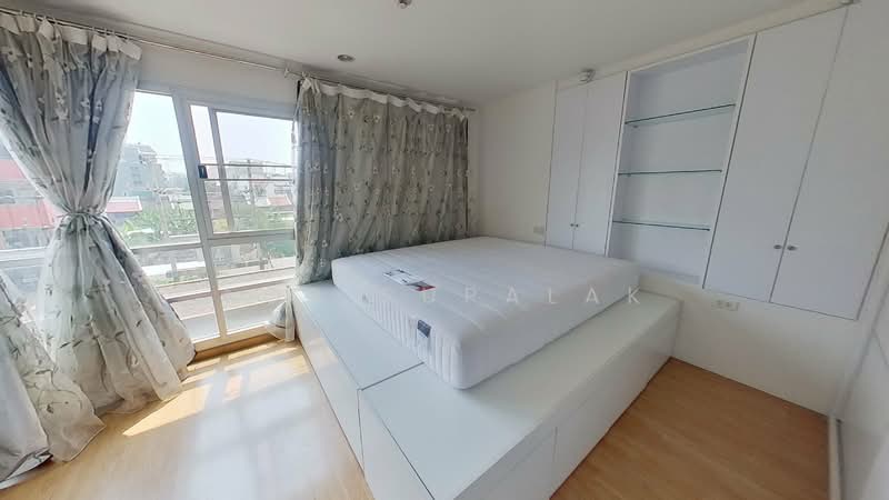 U Delight @ Huai Khwang Station, Bangkok, 411 PrachaUthit road, Huai Khwang, Huai Khwang, Bangkok, 1 Bedroom, 45 sqm, Condo For Sale, by Sittichai (Ice) Tulyanon, 60249498 - DDproperty.com