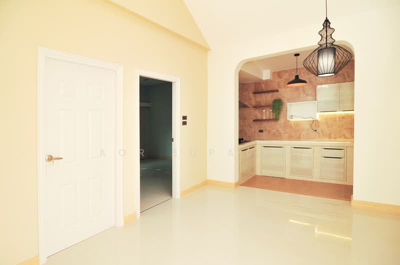 3BR Townhouse near CDC, Bangkok, Nawamin, Bueng Kum, Bangkok, 3 Bedrooms, 125 sqm, Townhouse For Sale, by Sittichai (Ice) Tulyanon, 60249573 - DDproperty.com