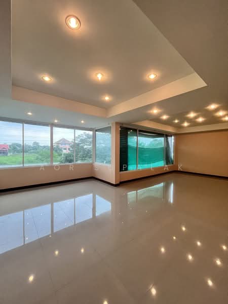 Baan Krisadanakon 25, Bangkok, Sai Kong Din Tai, Khlong Sam Wa, Bangkok, 4 Bedrooms, 530 sqm, Single Detached House For Sale, by Sittichai (Ice) Tulyanon, 60249576 - DDproperty.com