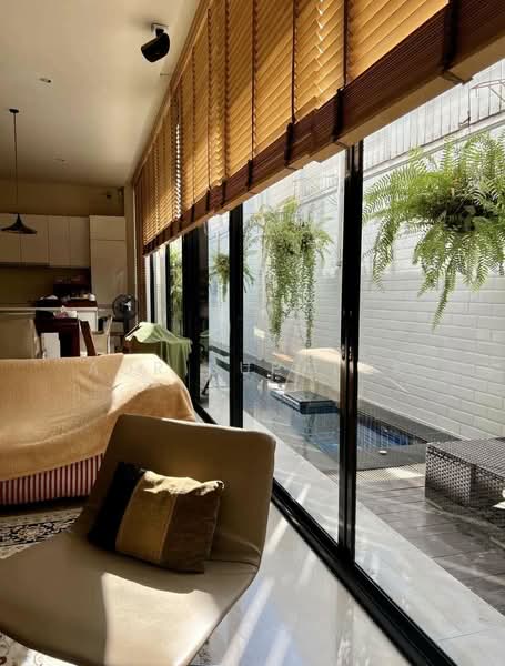 15 Gates, Bangkok, Khlong Chan, Bang Kapi, Bangkok, 5 Bedrooms, 409 sqm, Single Detached House For Sale, by Sittichai (Ice) Tulyanon, 60249579 - DDproperty.com