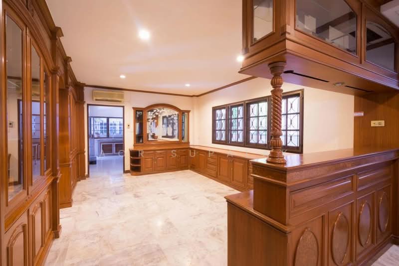 Pricha Lam Phet Village, Bangkok, Hua Mak, Bang Kapi, Bangkok, 3 Bedrooms, 350 sqm, Single Detached House For Sale, by Sittichai (Ice) Tulyanon, 60249584 - DDproperty.com