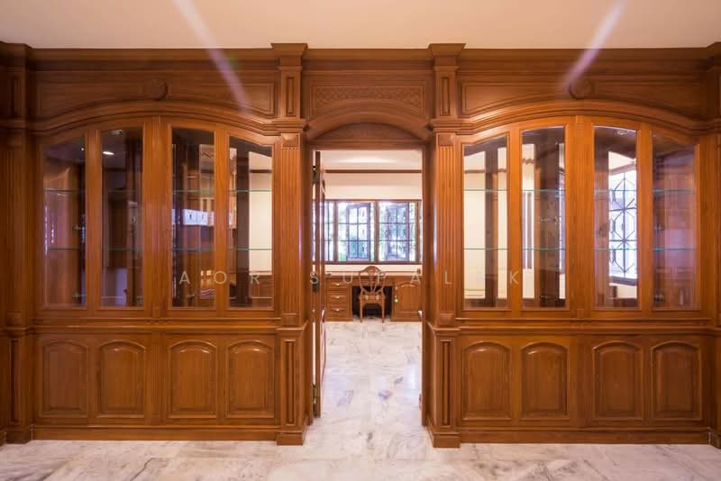 Pricha Lam Phet Village, Bangkok, Hua Mak, Bang Kapi, Bangkok, 3 Bedrooms, 350 sqm, Single Detached House For Sale, by Sittichai (Ice) Tulyanon, 60249584 - DDproperty.com