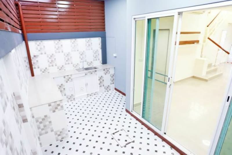 Premium Place Kaset - Nawamin II, Bangkok, Prasert Manukit 29 Road (Soi Mailarp), Lat Phrao, Lat Phrao, Bangkok, 3 Bedrooms, 270 sqm, Townhouse For Sale, by Sittichai (Ice) Tulyanon, 60249586 - DDproperty.com