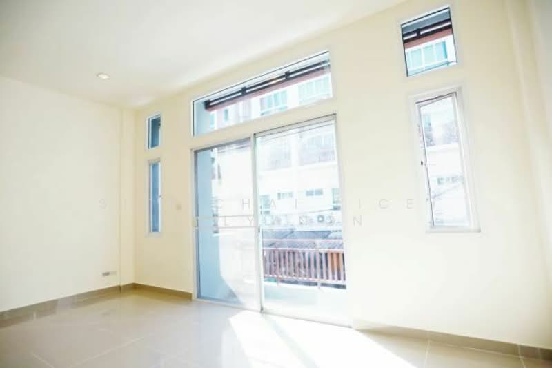 Premium Place Kaset - Nawamin II I พรีเมี่ยมเพลส เกษตร-นวมินทร์ 2 (มัยลาภ), กรุงเทพ, ถนนประเสริฐมนูกิจ 29 (ซอยมัยลาภ), ลาดพร้าว, ลาดพร้าว, กรุงเทพ, 270 ตร.ม., ทาวน์เฮ้าส์ ขาย, โดย Sittichai (Ice) Tulyanon, 60249586 - DDproperty.com