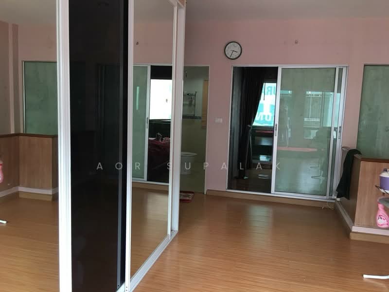 Baan Klang Muang The Royal Monaco Srinakarin-Pattanakarn, Bangkok, Rama 9 Road, Soi 43, Suan Luang, Suan Luang, Bangkok, 3 Bedrooms, 150 sqm, Townhouse For Sale, by Sittichai (Ice) Tulyanon, 60249598 - DDproperty.com