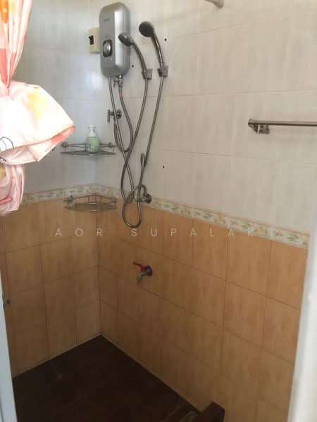 Townhouse In Ekkamai For Sale, Bangkok, Khlong Tan Nua, Watthana, Bangkok, 2 Bedrooms, 200 sqm, Single Detached House For Sale, by Sittichai (Ice) Tulyanon, 60249599 - DDproperty.com