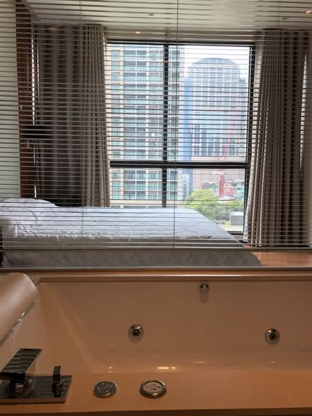 The Address Sukhumvit 28 : ดิ แอดเดรส สุขุมวิท 28, กรุงเทพ, 1 ซอยสุขุมวิท 28 ถนนสุขุมวิท แขวงคลองตัน เขตคลองเตย กรุงเทพมหานคร, คลองตัน, คลองเตย, กรุงเทพ, 70 ตร.ม., คอนโด ขาย, โดย Sittichai (Ice) Tulyanon, 60249637 - DDproperty.com