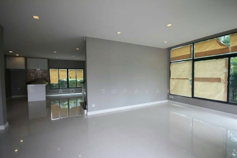 Setthasiri Srinakarin-Rama 9, Bangkok, Soi Krungthep Kreetha 7, Hua Mak, Bang Kapi, Bangkok, 5 Bedrooms, 312 sqm, Single Detached House For Sale, by Sittichai (Ice) Tulyanon, 60249732 - DDproperty.com