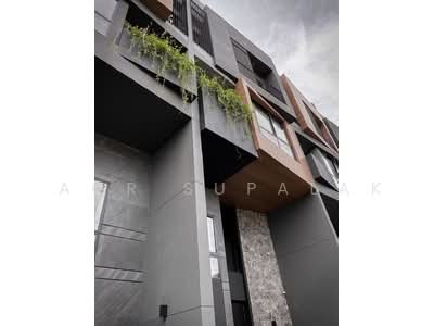 ขาย - L SCAPE Ratchada 20 : แอล สเคป รัชดา 20, กรุงเทพ