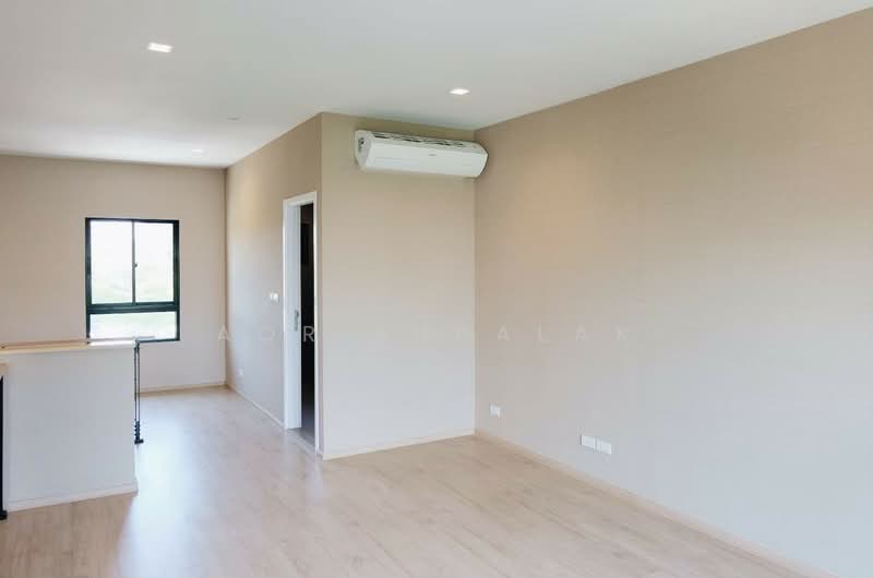 Arden Rama 3, Bangkok, 33 Yan Nawa Road, Chong Nonsi, Yan Nawa, Bangkok, 3 Bedrooms, 185 sqm, Townhouse For Sale, by Sittichai (Ice) Tulyanon, 60249772 - DDproperty.com